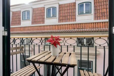 Old Town Chiado Balcony Aircon By Ld Apartments Lissabon Buitenkant foto